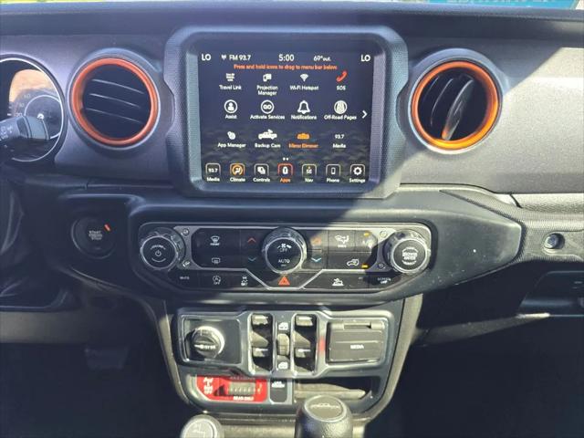 2023 Jeep Gladiator Sport