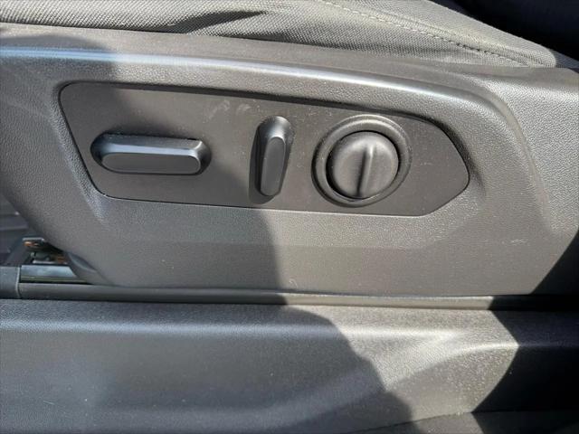 2020 GMC Sierra 1500 4WD Crew Cab Short Box Elevation