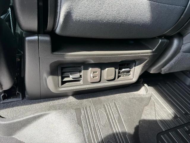 2020 GMC Sierra 1500 4WD Crew Cab Short Box Elevation