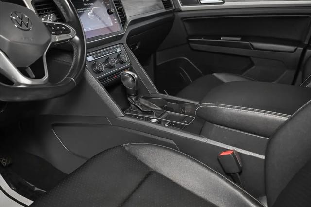 2020 Volkswagen Atlas Cross Sport 2.0T SE w/Technology