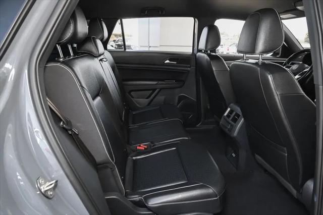 2020 Volkswagen Atlas Cross Sport 2.0T SE w/Technology