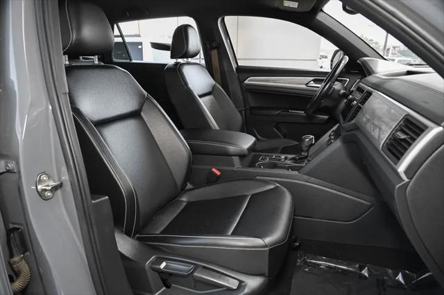 2020 Volkswagen Atlas Cross Sport 2.0T SE w/Technology