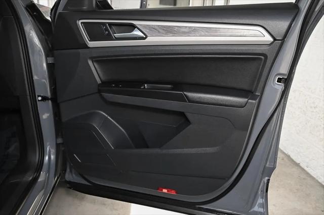 2020 Volkswagen Atlas Cross Sport 2.0T SE w/Technology