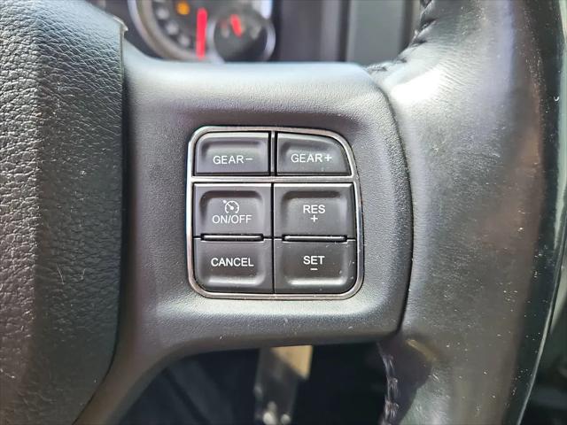 2018 Ram 1500 Big Horn Crew Cab 4x4 5'7" Box