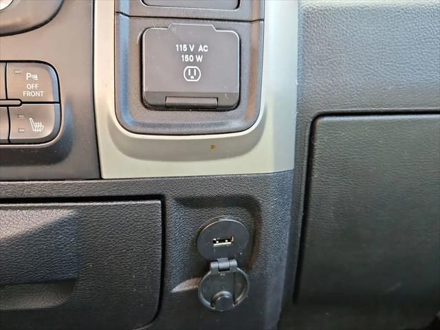 2018 Ram 1500 Big Horn Crew Cab 4x4 5'7" Box