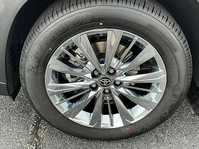 2024 Toyota Grand Highlander Platinum