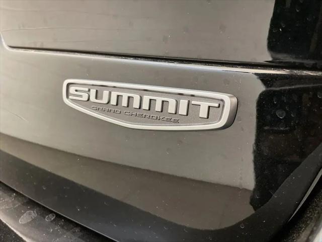 2023 Jeep Grand Cherokee L Summit 4x2