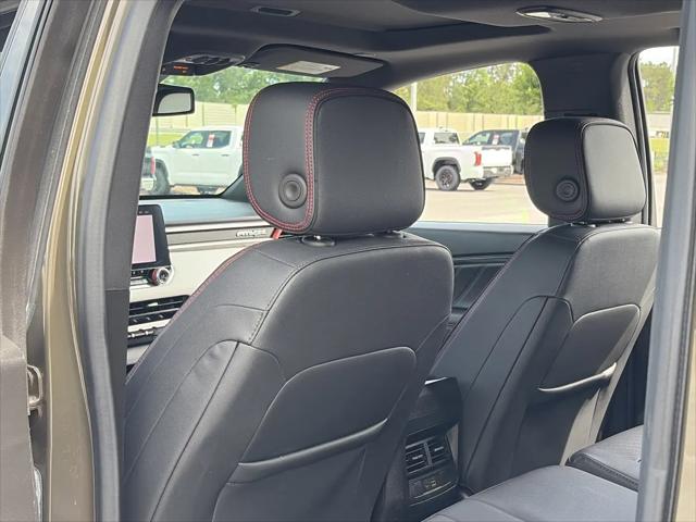 2024 GMC Canyon 4WD AT4X