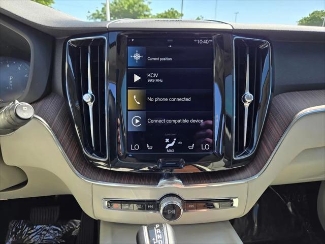 2021 Volvo XC60 T5 Momentum