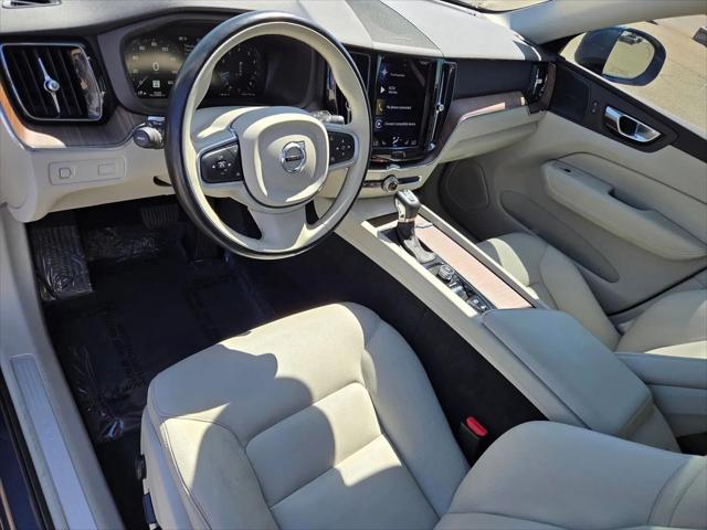 2021 Volvo XC60 T5 Momentum