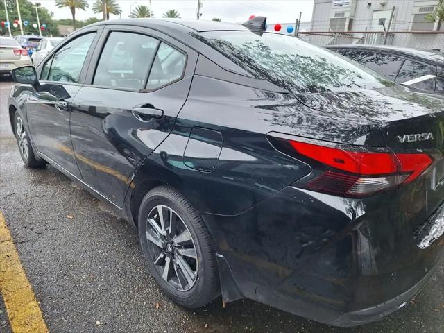 2021 Nissan Versa SV Xtronic CVT