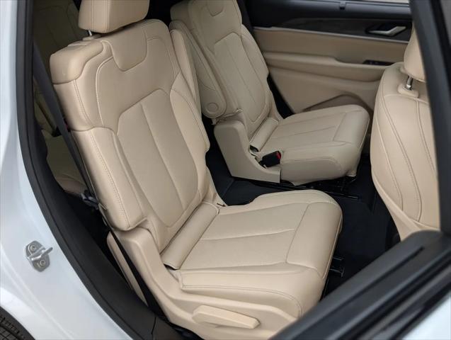 2025 Jeep Grand Cherokee L Limited 4x2