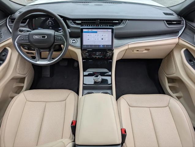 2025 Jeep Grand Cherokee L Limited 4x2