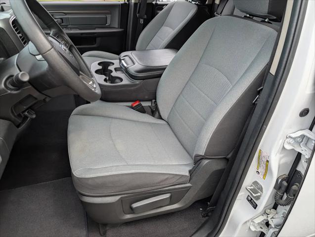 2024 Ram 1500 Classic SLT Quad Cab 4x2 6'4" Box