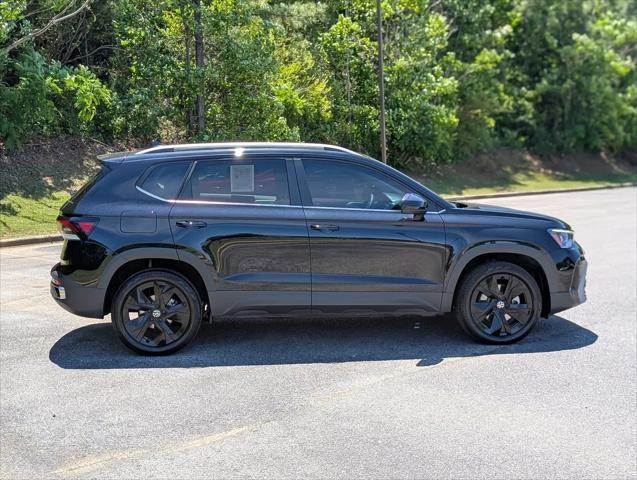 2025 Volkswagen Taos 1.5T SE
