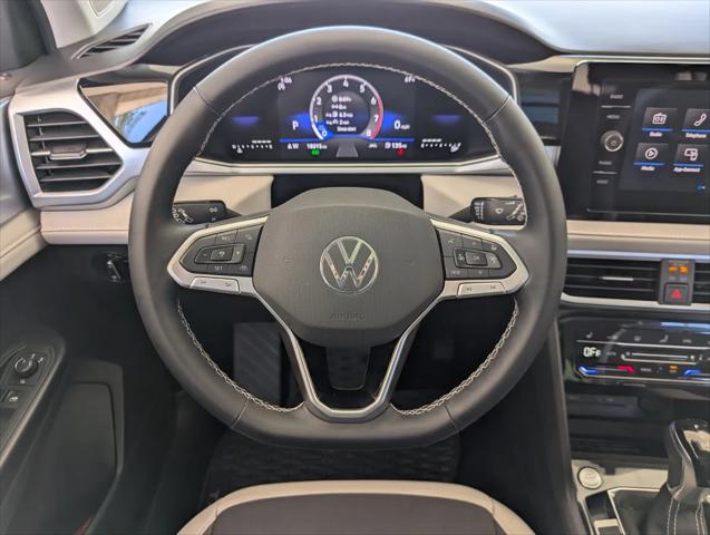 2025 Volkswagen Taos 1.5T SE