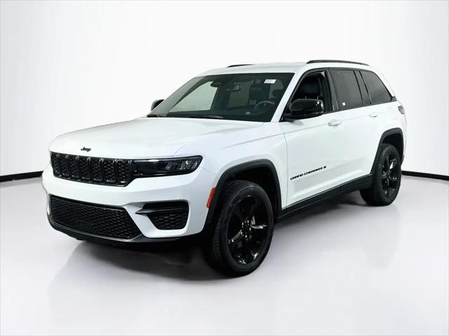 2023 Jeep Grand Cherokee Altitude 4x4 for sale in Exton, PA