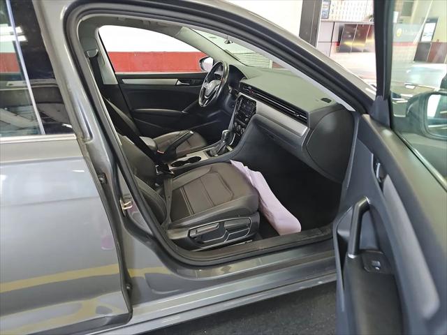 2020 Volkswagen Passat 2.0T SE