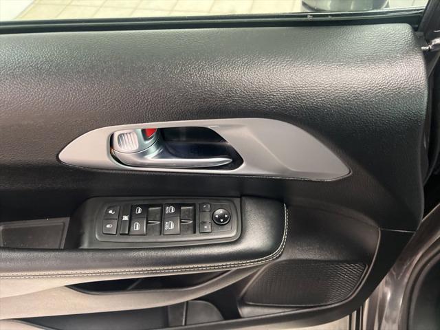 2020 Chrysler Pacifica Hybrid Touring L