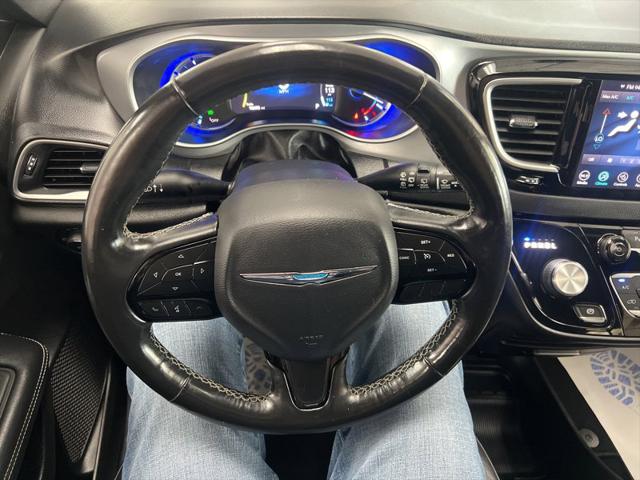 2020 Chrysler Pacifica Hybrid Touring L
