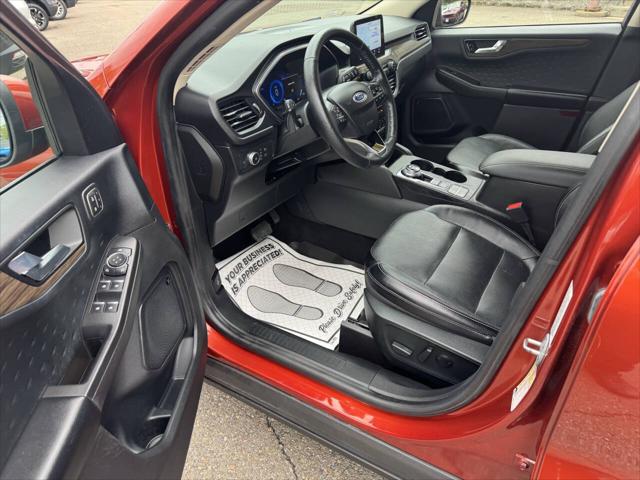 2020 Ford Escape Titanium