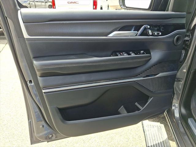2024 Jeep Grand Wagoneer L Series II 4x4