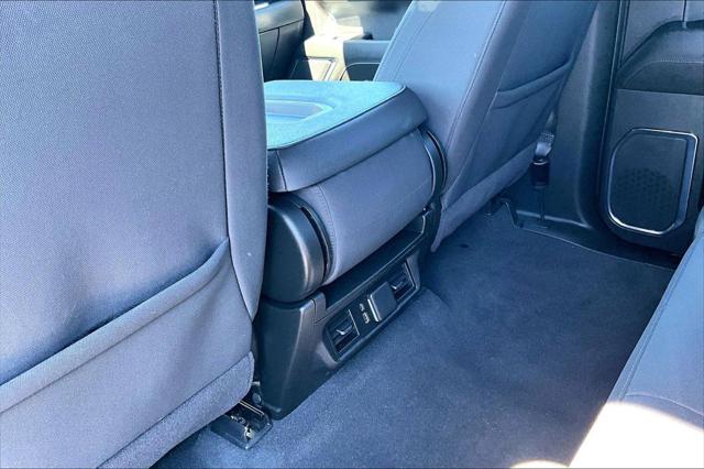 2024 GMC Sierra 1500 4WD Crew Cab Short Box Elevation with 3VL
