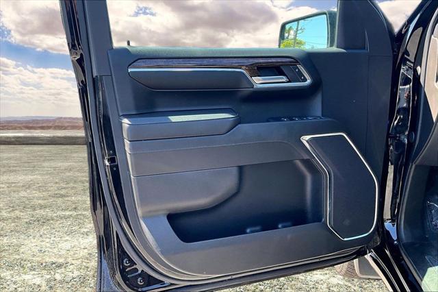 2024 GMC Sierra 1500 4WD Crew Cab Short Box Elevation with 3VL