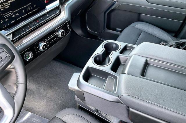 2024 GMC Sierra 1500 4WD Crew Cab Short Box Elevation with 3VL
