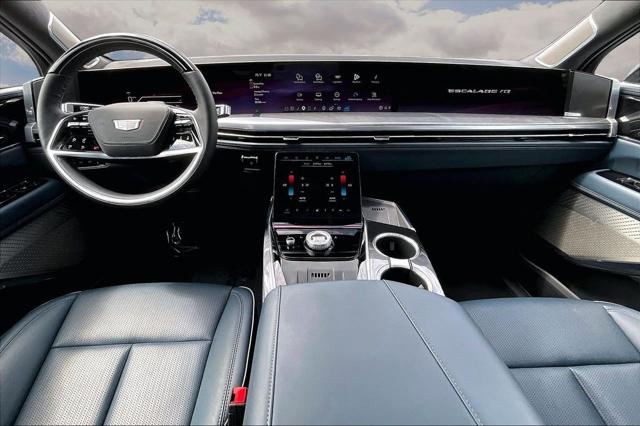 2025 Cadillac Escalade Luxury 2 AWD