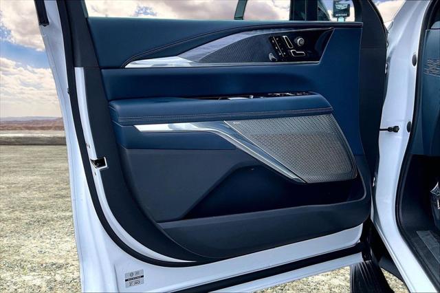 2025 Cadillac Escalade Luxury 2 AWD