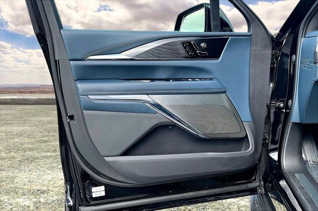 2025 Cadillac Escalade Luxury 2 AWD