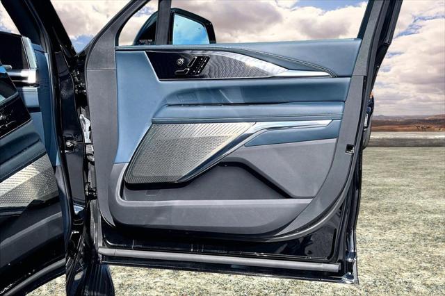 2025 Cadillac Escalade Luxury 2 AWD