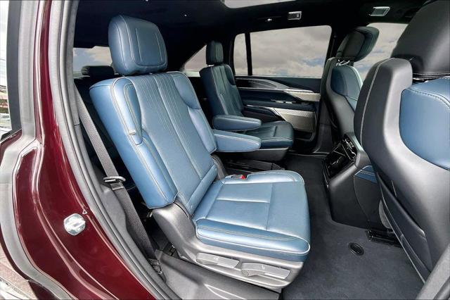 2025 Cadillac Escalade Luxury 2 AWD