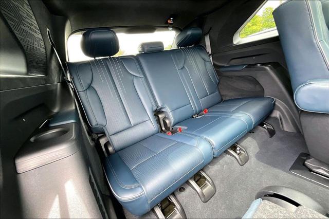2025 Cadillac Escalade Luxury 2 AWD