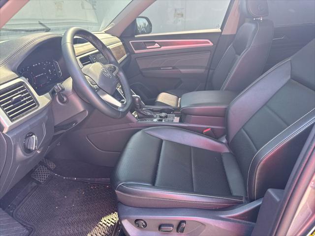 2022 Volkswagen Atlas 3.6L V6 SE w/Technology