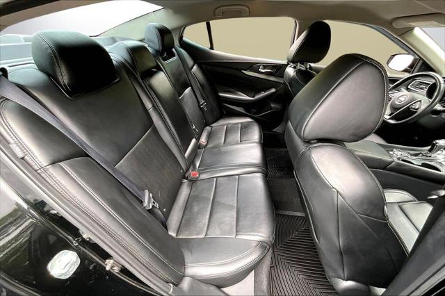 2021 Nissan Maxima SV Xtronic CVT