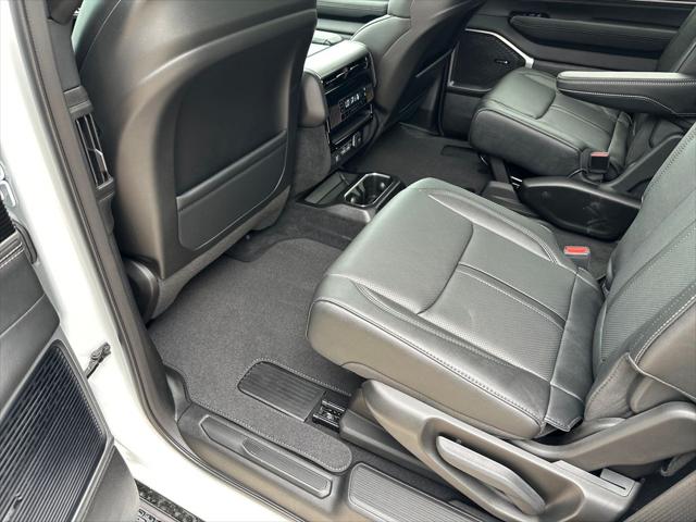 2026 Jeep Grand Wagoneer L 4x4