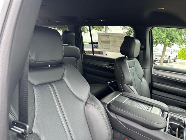 2026 Jeep Grand Wagoneer L 4x4