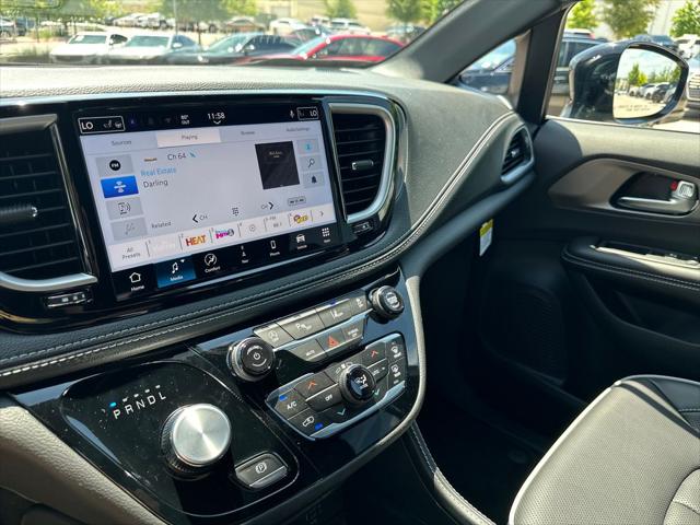 2027 Chrysler Pacifica Limited