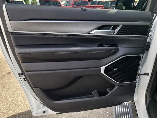 2026 Jeep Grand Wagoneer L Limited Reserve 4x4
