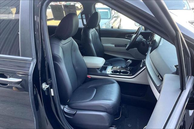 2024 Kia Carnival MPV EX