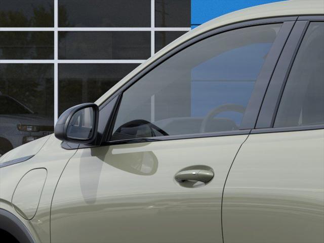 2027 Chevrolet Bolt LT FWD