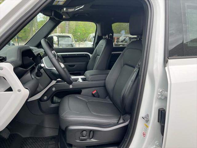 2026 Land Rover Defender P400 X-Dynamic SE