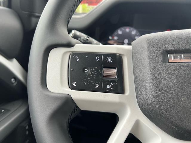 2026 Land Rover Defender P400 X-Dynamic SE