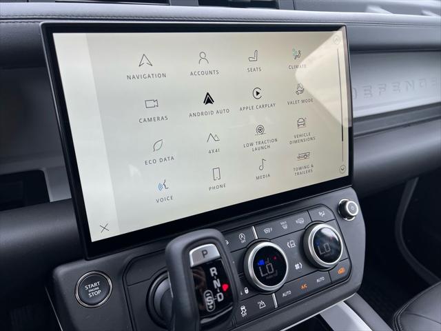 2026 Land Rover Defender P400 X-Dynamic SE