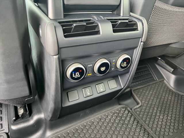 2026 Land Rover Defender P400 X-Dynamic SE