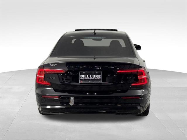 2023 Volvo S60 B5 Plus Black Edition