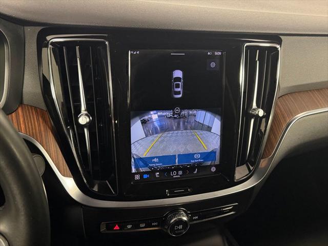 2023 Volvo S60 B5 Plus Black Edition