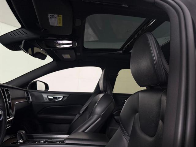 2023 Volvo S60 B5 Plus Black Edition